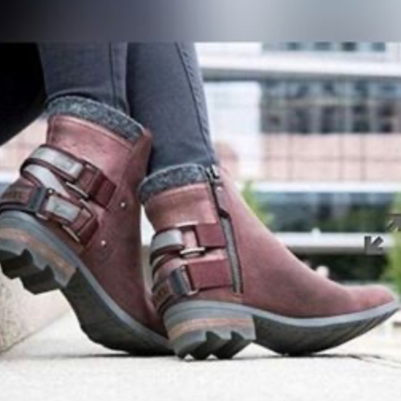 Sorel Shoes - Sorel Women's Lolla Chestnut/ Rusty Red Nubuck Leather Ankle Booties